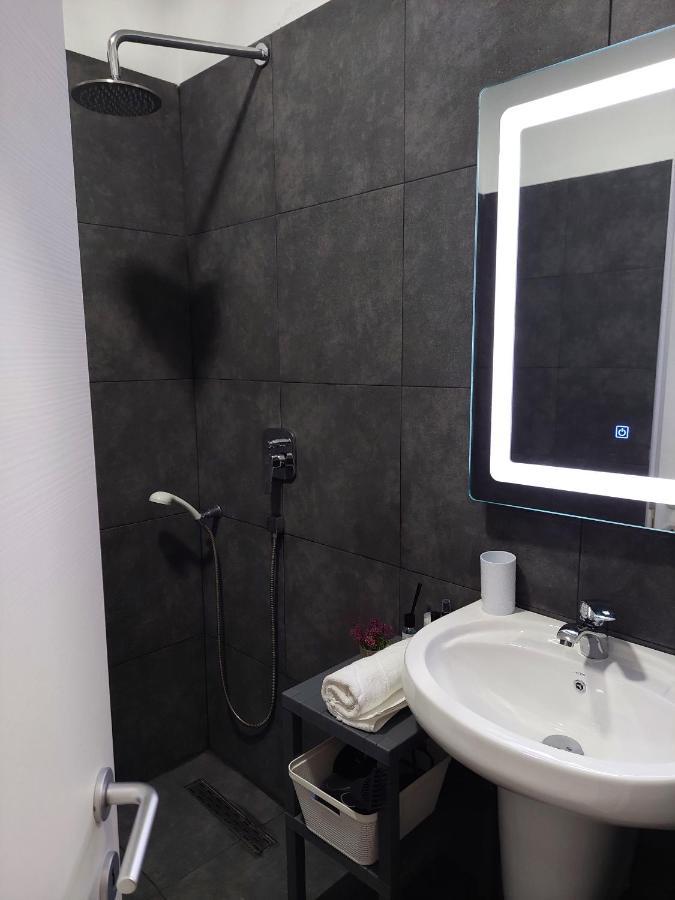 Gex Apartments Τίρανα Εξωτερικό φωτογραφία